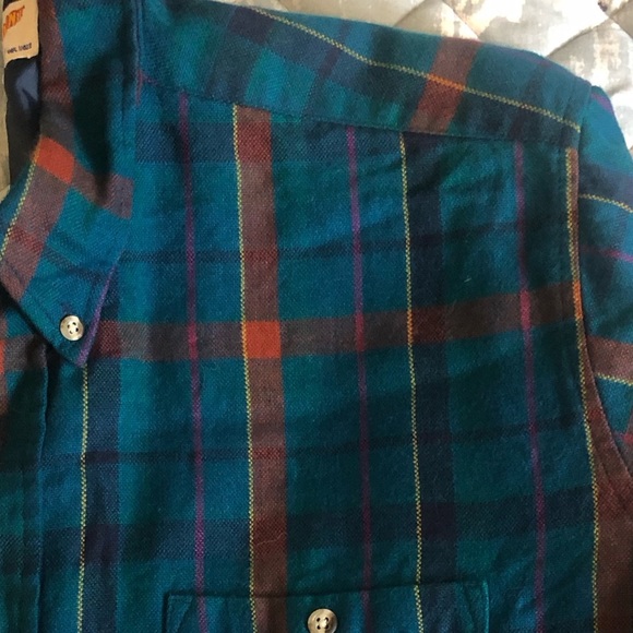 𝅺Men’s vintage Catamount Trail plaid shirt - Picture 2 of 3